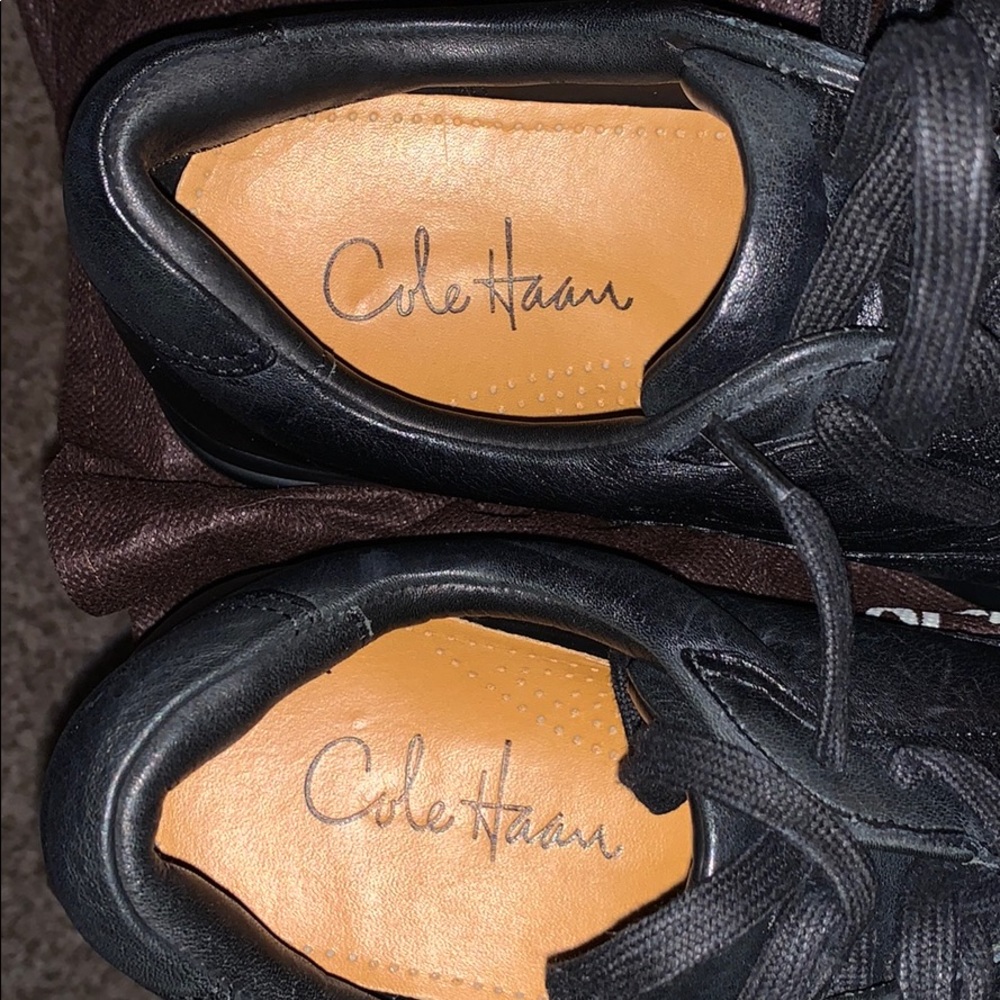 Shoes - Picture 3 of 4